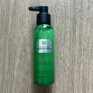 The Body Shop Drops of Youth Liquid Peel